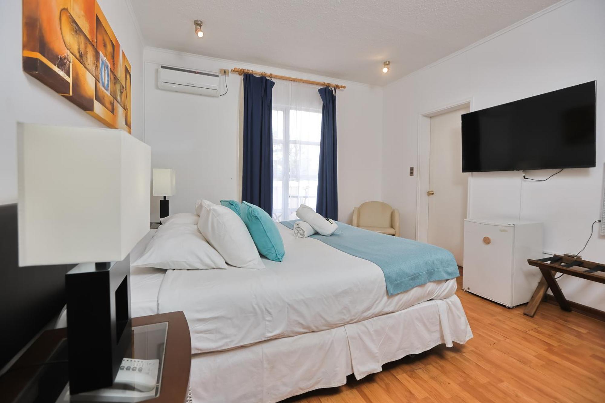 Double or Twin Room Balcony