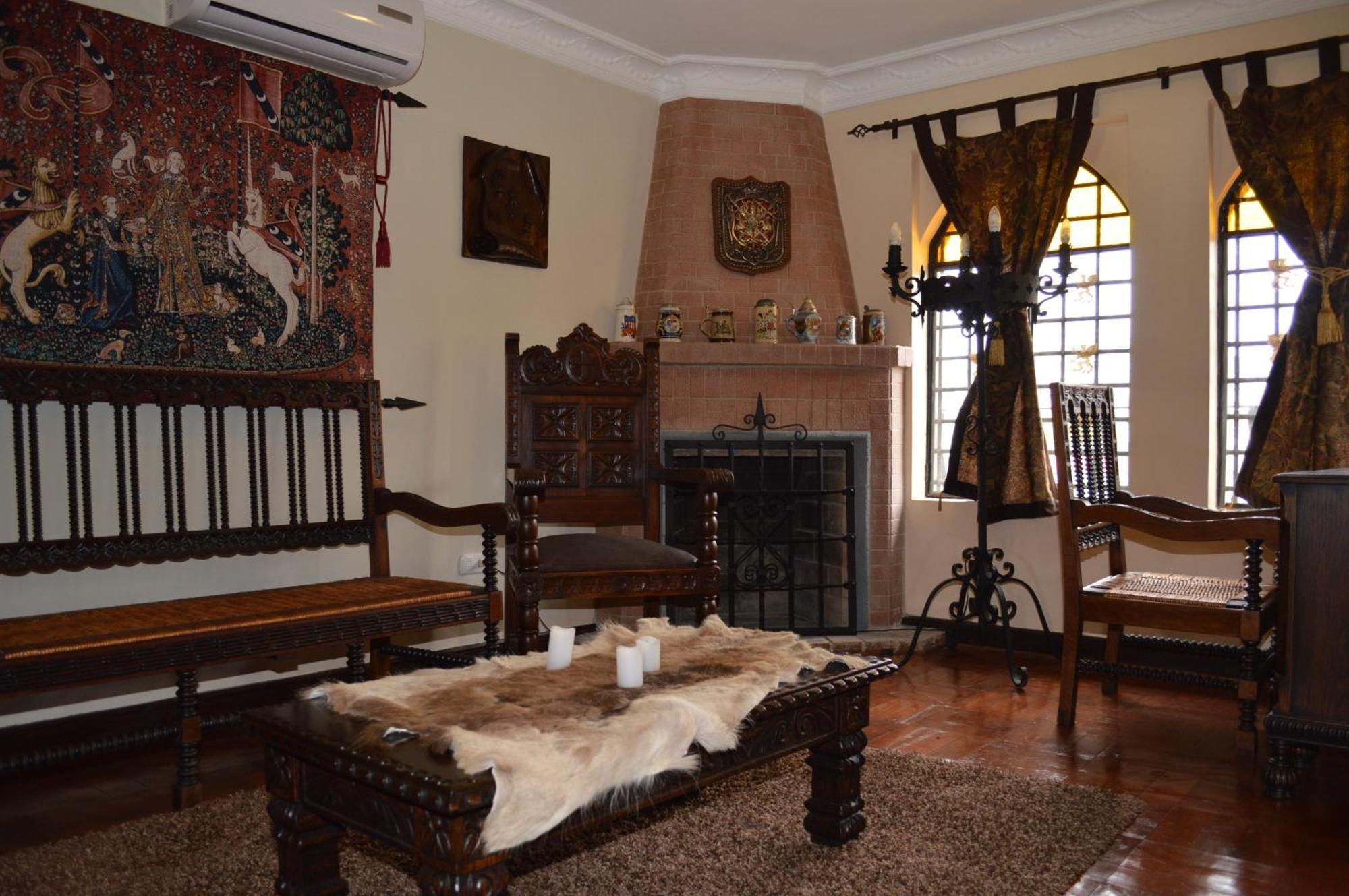 Deluxe King Suite,1029850228:JPEG